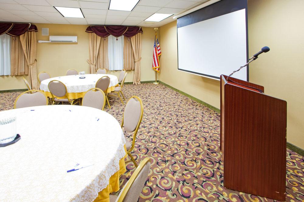 Holiday Inn Express Prince Frederick By Ihg Exterior photo