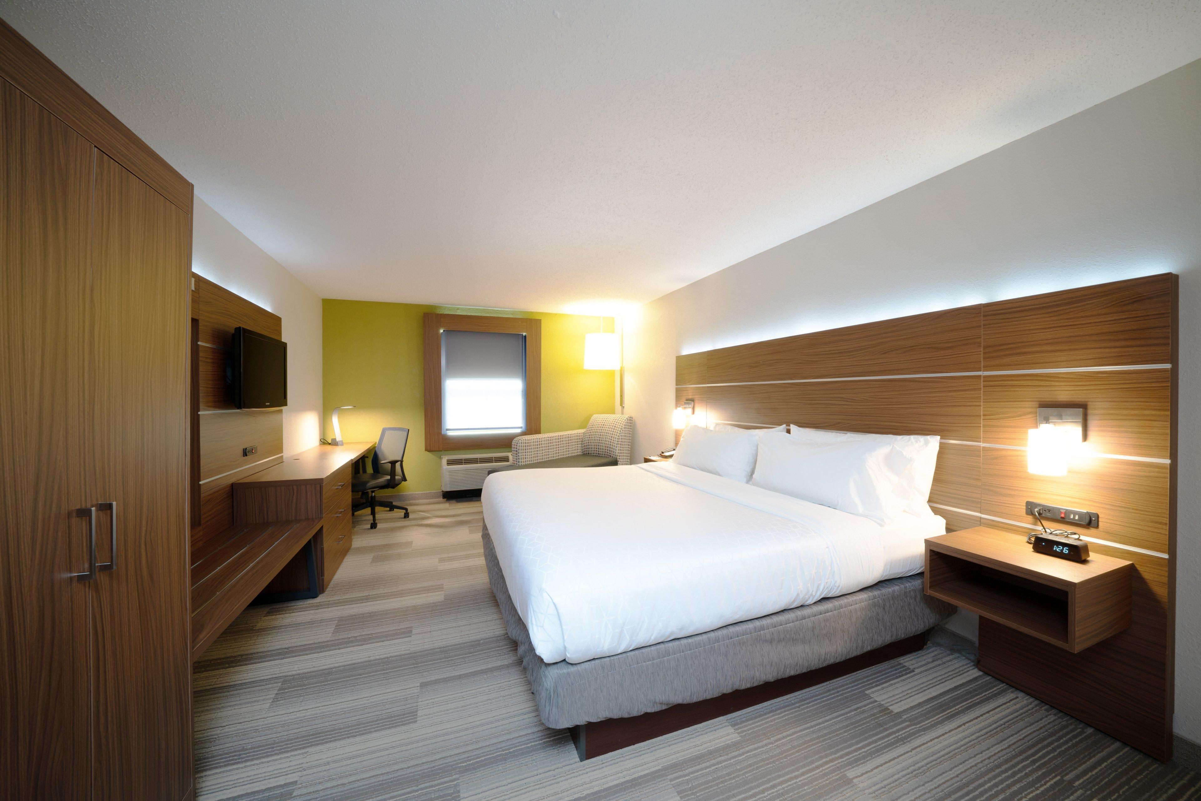 Holiday Inn Express Prince Frederick By Ihg Exterior photo